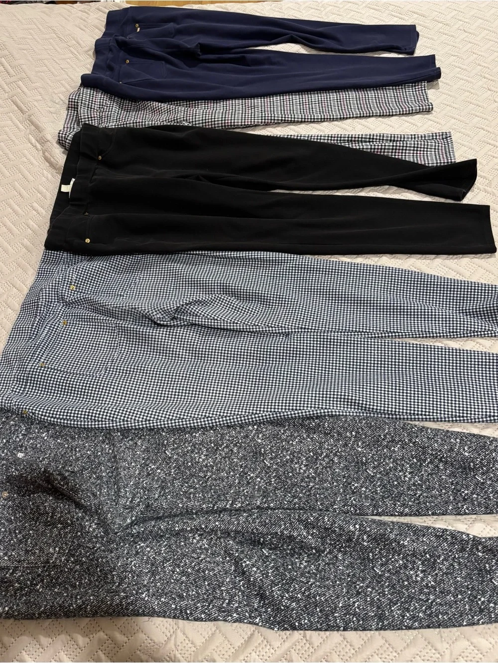 Women's Michael Kors Casual Pants - Navy, Black, and Patterns - Picture 1 of 1